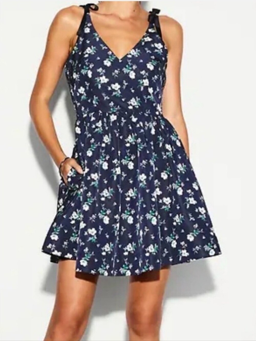Old Navy Fit Flare Taffeta Floral Dress